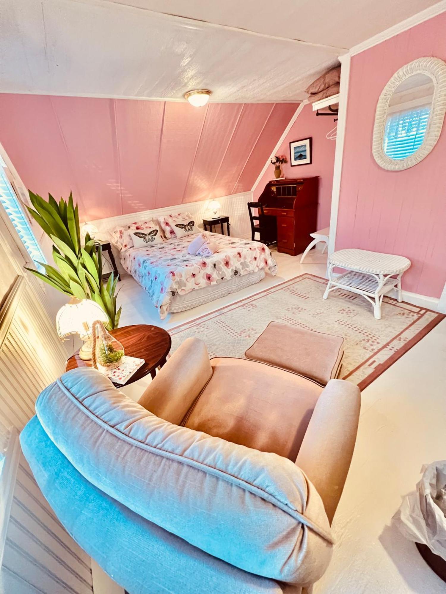 Bed and Breakfast Bed & Cafe Petit Papillon Гранд-Бержерон Экстерьер фото